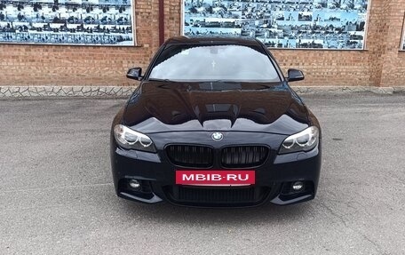 BMW 5 серия, 2016 год, 2 640 000 рублей, 2 фотография