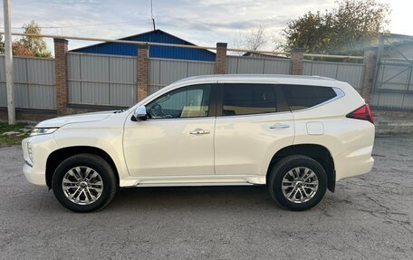 Mitsubishi Pajero Sport III рестайлинг, 2021 год, 4 150 000 рублей, 6 фотография