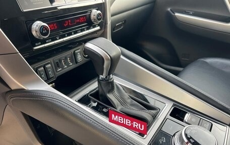 Mitsubishi Pajero Sport III рестайлинг, 2021 год, 4 150 000 рублей, 11 фотография