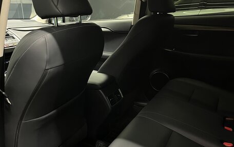 Lexus NX I, 2019 год, 2 990 000 рублей, 12 фотография