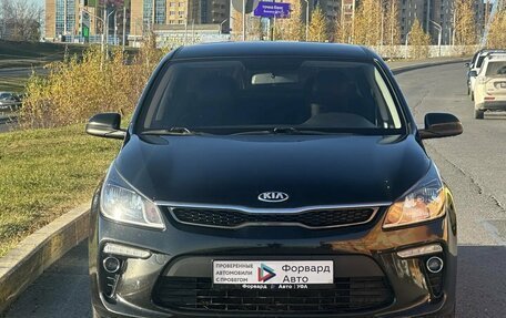 KIA Rio IV, 2018 год, 1 425 000 рублей, 2 фотография