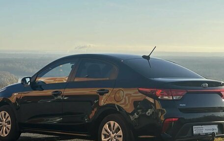KIA Rio IV, 2018 год, 1 425 000 рублей, 4 фотография