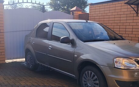 Renault Logan I, 2010 год, 350 000 рублей, 4 фотография