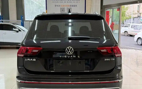 Volkswagen Tiguan II, 2023 год, 2 300 004 рублей, 5 фотография