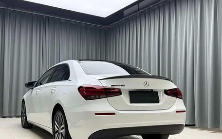 Mercedes-Benz A-Класс, 2022 год, 1 490 000 рублей, 5 фотография