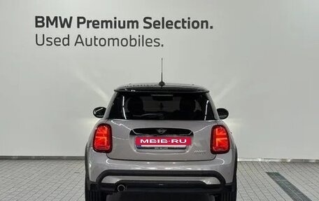 MINI Hatch, 2023 год, 1 960 020 рублей, 4 фотография