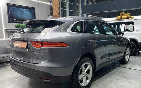 Jaguar F-Pace, 2018 год, 2 099 000 рублей, 10 фотография