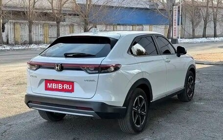 Honda Vezel, 2023 год, 1 670 000 рублей, 5 фотография