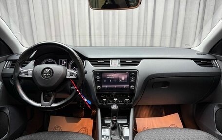 Skoda Octavia, 2017 год, 1 799 000 рублей, 13 фотография