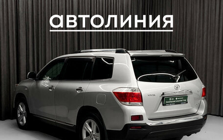 Toyota Highlander III, 2010 год, 1 850 000 рублей, 7 фотография