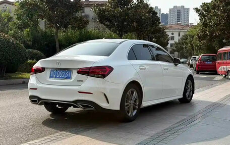 Mercedes-Benz A-Класс, 2023 год, 1 960 000 рублей, 4 фотография