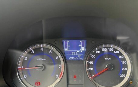Hyundai Solaris II рестайлинг, 2015 год, 705 000 рублей, 2 фотография