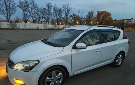 KIA cee'd I рестайлинг, 2011 год, 750 000 рублей, 2 фотография