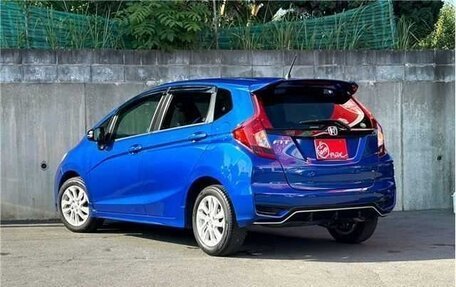 Honda Fit III, 2017 год, 900 000 рублей, 4 фотография