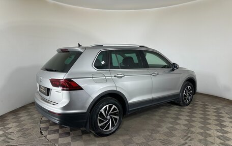 Volkswagen Tiguan II, 2019 год, 3 000 000 рублей, 6 фотография
