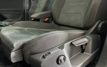 Volkswagen Tiguan II, 2019 год, 3 000 000 рублей, 10 фотография