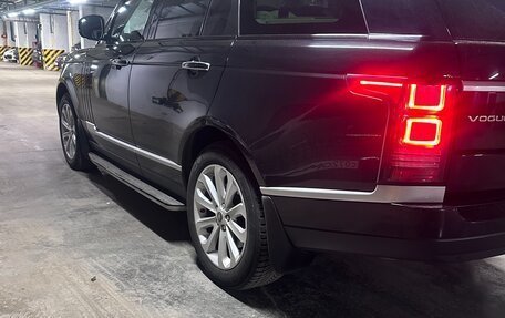 Land Rover Range Rover IV рестайлинг, 2013 год, 4 000 000 рублей, 3 фотография