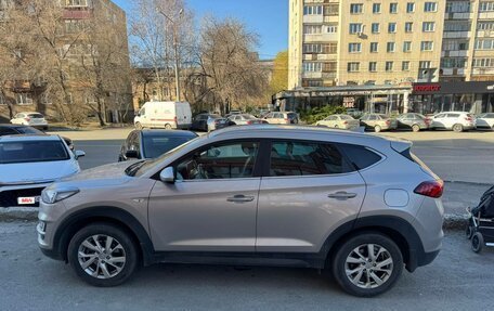 Hyundai Tucson III, 2019 год, 2 200 000 рублей, 4 фотография