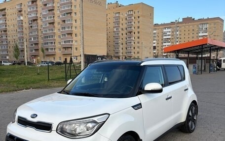 KIA Soul II рестайлинг, 2015 год, 1 200 000 рублей, 2 фотография