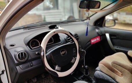 Chevrolet Aveo III, 2010 год, 260 000 рублей, 3 фотография