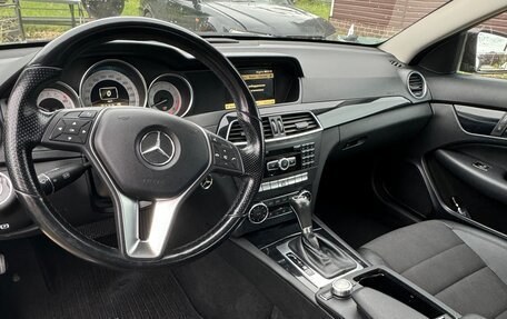 Mercedes-Benz C-Класс, 2011 год, 1 400 000 рублей, 4 фотография