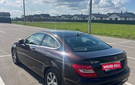Mercedes-Benz C-Класс, 2011 год, 1 400 000 рублей, 2 фотография