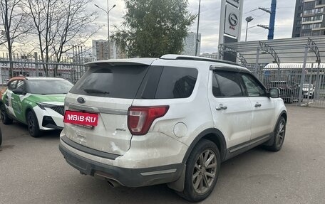Ford Explorer V рестайлинг, 2018 год, 2 499 000 рублей, 3 фотография