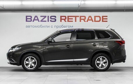 Mitsubishi Outlander III рестайлинг 3, 2015 год, 1 650 000 рублей, 8 фотография