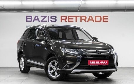 Mitsubishi Outlander III рестайлинг 3, 2015 год, 1 650 000 рублей, 4 фотография