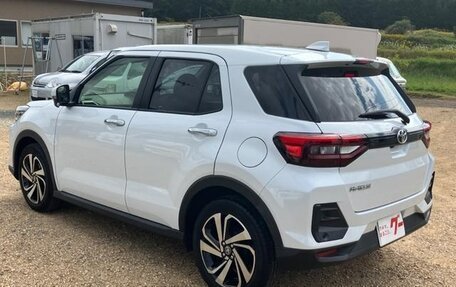 Toyota Raize I, 2023 год, 1 400 000 рублей, 4 фотография
