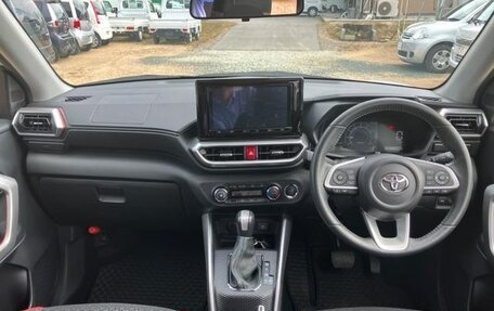 Toyota Raize I, 2023 год, 1 400 000 рублей, 9 фотография