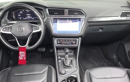 Volkswagen Tiguan II, 2022 год, 3 560 000 рублей, 4 фотография