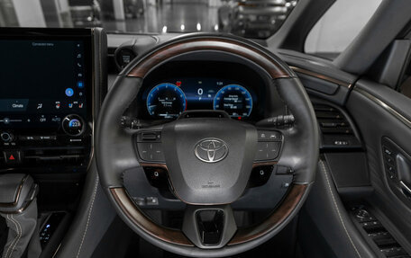 Toyota Alphard, 2024 год, 8 850 000 рублей, 10 фотография