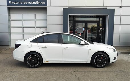 Chevrolet Cruze II, 2010 год, 749 000 рублей, 4 фотография