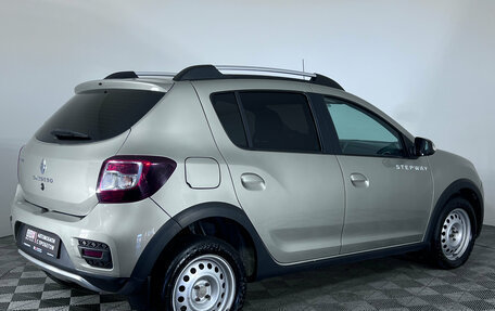 Renault Sandero II рестайлинг, 2016 год, 1 030 000 рублей, 5 фотография