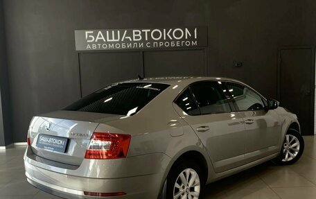 Skoda Octavia, 2017 год, 1 560 000 рублей, 3 фотография