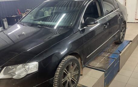 Volkswagen Passat B6, 2007 год, 550 000 рублей, 2 фотография