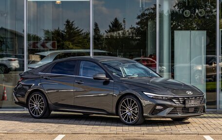 Hyundai Elantra, 2023 год, 1 895 000 рублей, 3 фотография