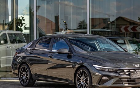 Hyundai Elantra, 2023 год, 1 895 000 рублей, 7 фотография