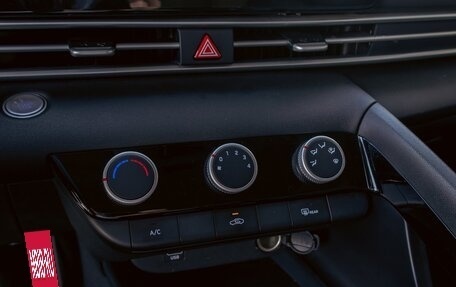 Hyundai Elantra, 2023 год, 1 895 000 рублей, 15 фотография
