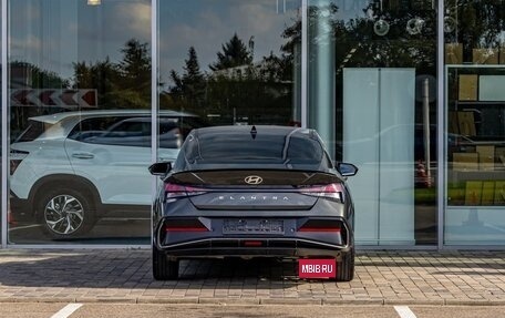 Hyundai Elantra, 2023 год, 1 895 000 рублей, 5 фотография