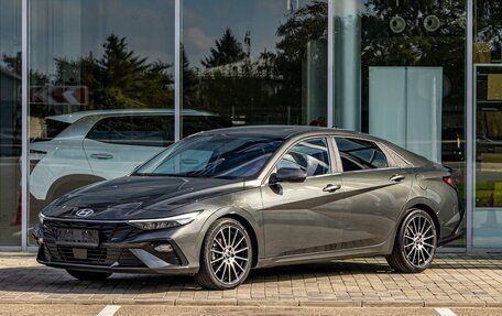 Hyundai Elantra, 2023 год, 1 895 000 рублей, 19 фотография