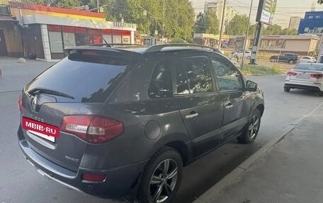 Renault Koleos I рестайлинг 2, 2010 год, 650 000 рублей, 4 фотография