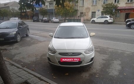 Hyundai Solaris II рестайлинг, 2014 год, 440 000 рублей, 2 фотография