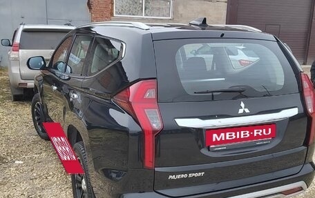 Mitsubishi Pajero Sport III рестайлинг, 2022 год, 4 200 000 рублей, 2 фотография