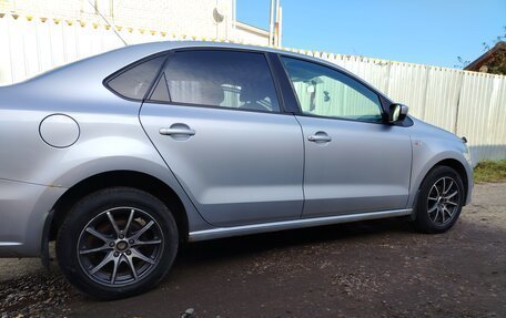 Volkswagen Polo VI (EU Market), 2011 год, 700 000 рублей, 9 фотография