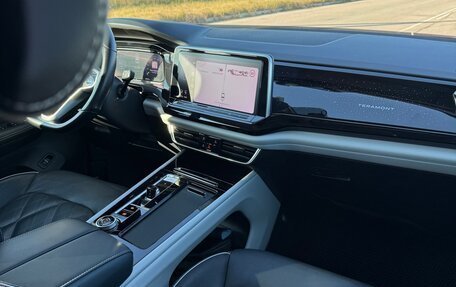 Volkswagen Teramont I, 2022 год, 4 600 000 рублей, 17 фотография