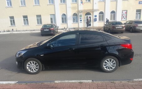 Hyundai Solaris II рестайлинг, 2015 год, 939 000 рублей, 5 фотография