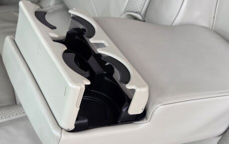 Mitsubishi Outlander III рестайлинг 3, 2007 год, 1 250 000 рублей, 10 фотография