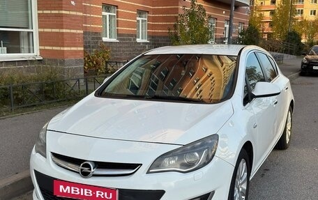 Opel Astra J, 2012 год, 820 000 рублей, 1 фотография